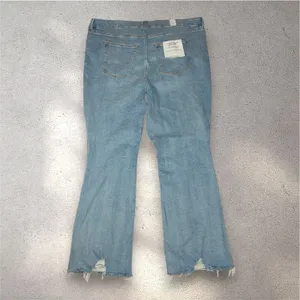 Good American Good Curve Bootcut Jeans Women's 30 Plus Light Wash High Rise NWOT thumbnail 2