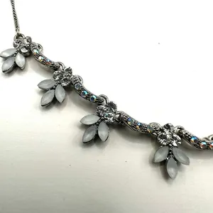 Silver tone rhinestone flower necklace Silver thumbnail 7