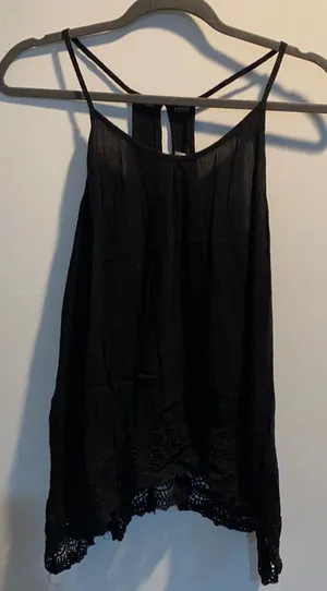 Black Lace Detail Tank Size M thumbnail 1
