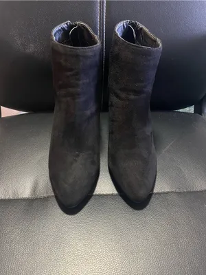 So Me Women's Black Suede Ankle Booties Chic Block Heel Size 7 thumbnail 3