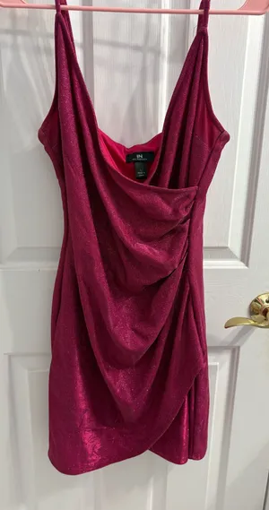 Homecoming Pink sparkly dress thumbnail 1