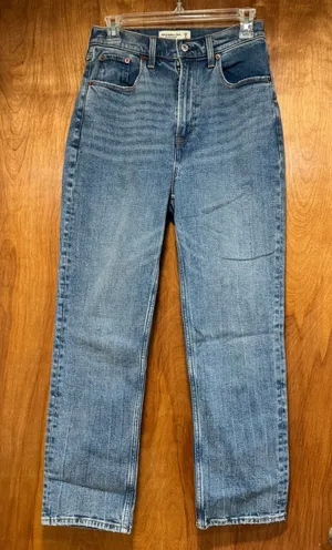 Abercrombie & Fitch Curve Love Ankle Straight Jeans Ultra High Rise Size 26 NWT thumbnail 1