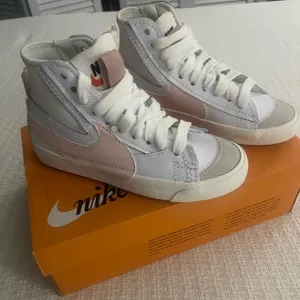 New Nike Blazer Mid 77 Jumbo Shoes thumbnail 5