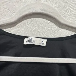 Hollister velvet long sleeve sweetheart top size medium thumbnail 2