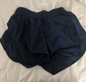Lululemon Hotty Shorts  thumbnail 1