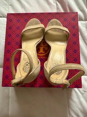 Vince Camuto Heels thumbnail 7