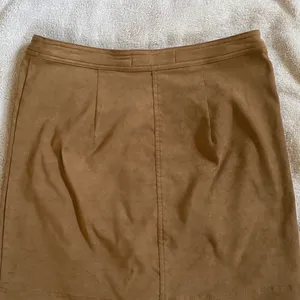 Abercrombie & Fitch Womens Camel Brown Faux Suede Button‎ Front Mini Skirt Small thumbnail 5