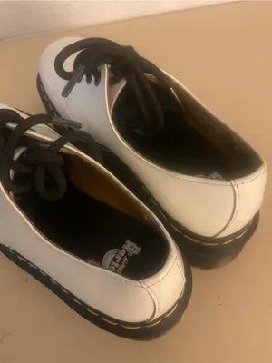 Dr. Martens women White Leather Platform Oxfords smooth shoesUS 6 thumbnail 13