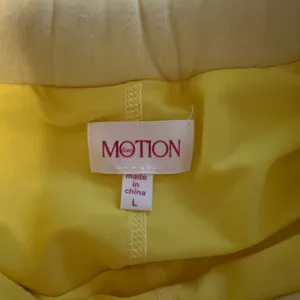 Yellow Sweatshirt and Skort Set Size L thumbnail 6