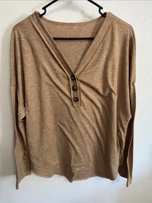 Womens V-Neck Button Henley Sweater in Heathered Camel Brown Size M thumbnail 2
