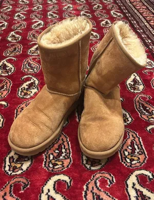 UGG Boots thumbnail 1