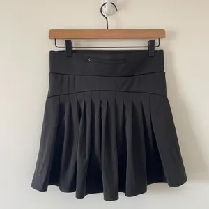 Black Pleated Mini Tennis Skort Size M thumbnail 2
