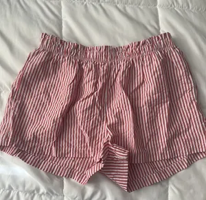 No Boundaries Striped shorts thumbnail 1
