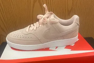 Nike Women’s Court Vision Low Shoes thumbnail 1
