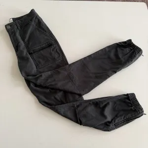 REI - Outdoors Hiking Pants with Zip Pockets and Ankles in Dark Charcoal Gray thumbnail 8