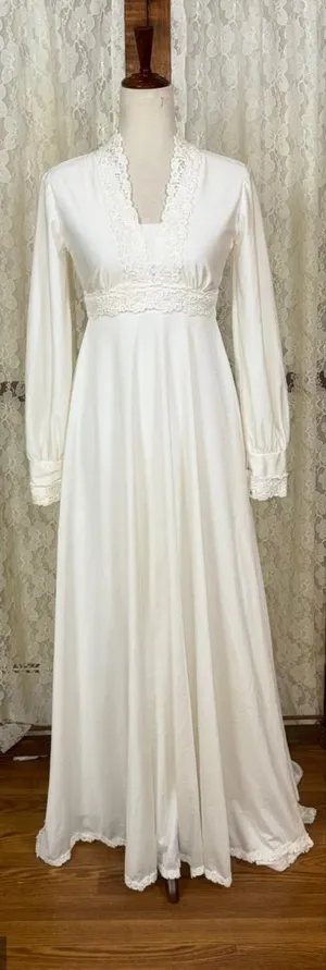 Pretty Vintage 1970s Simple Knit Wedding Gown thumbnail 1