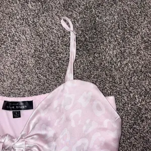 Blue Blush pink satin top with white leopard print, size S thumbnail 7
