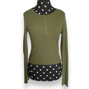Forever 21 Womens Top Sz L Olive Green Cropped Length Ribbed Knit‎ Long Sleeve thumbnail 3