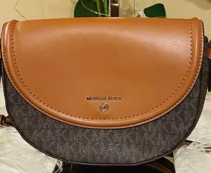 Michael Kors Shoulder Bag thumbnail 10