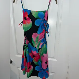 Gianni Bini Lined Y2K Resort Retro Maximalist Floral Tropical Cutout Mini Dress thumbnail 8
