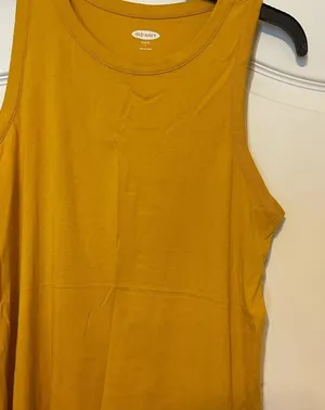 tank top thumbnail 1