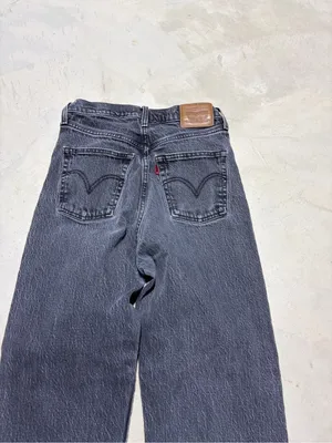 Levi’s premium Ribcage straight ankle black Jeans 26 thumbnail 8
