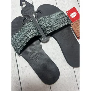 Havaianas Women's Black sandals size 7-8 thumbnail 2
