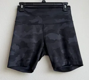 Lululemon Wunder Train High Rise Short 6” Size 8 Heritage 365 Camo Deep Coal thumbnail 1