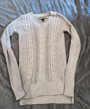 Aeropostale Sweater thumbnail 1