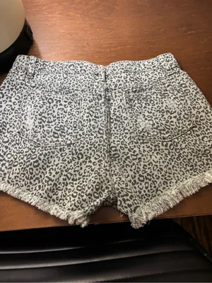 POL Sage Green Leopard Print Distressed Jean Shorts thumbnail 3