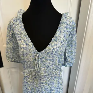 Arula B Short Sleeve Floral Blue Dress Bohemian Flowy Plus Size Altar’d State thumbnail 7