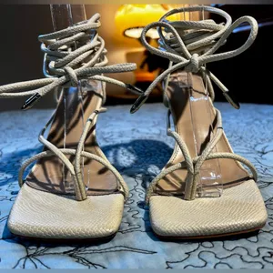 SIMMI LONDON Snake Embossed Cream Square Strappy Lace Up Stiletto Heels Sz 8 thumbnail 3
