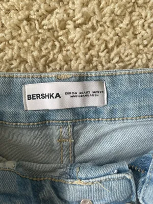 Bershka Blue Jean Shorts Size 2 / Small thumbnail 3