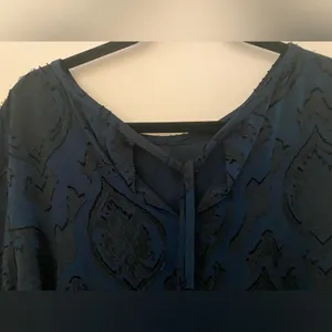 Loft Navy Black Blue Polyester Office Wear Blouse Women's Sz Large thumbnail 5