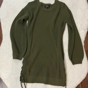 Lulus Lalianna Olive Green Balloon Sleeved Lace-up Sweater dress thumbnail 4