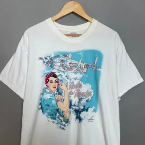 Hanes Vintage 90s‎ Rosie the Riveter T-Shirt Size Large White FLAWS Retro 1995 Graphic thumbnail 4