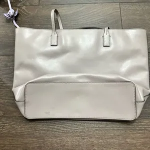 Kate Spade Women’s Grey Tote Bag Logo thumbnail 3
