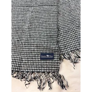 Hunters Run‎ Black White Houndstooth Fringed Winter Scarf Woven Rectangle thumbnail 2