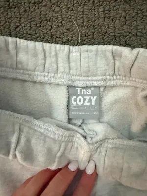Aritzia sweatpants  thumbnail 2