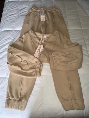 Oh Polly Beige Cropped Sweatshirt & Drawstring Joggers Set thumbnail 6