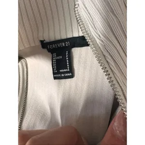Forever 21 Gray Ribbed Long Sleeve Zip-Up Cropped Top - Size Small thumbnail 5