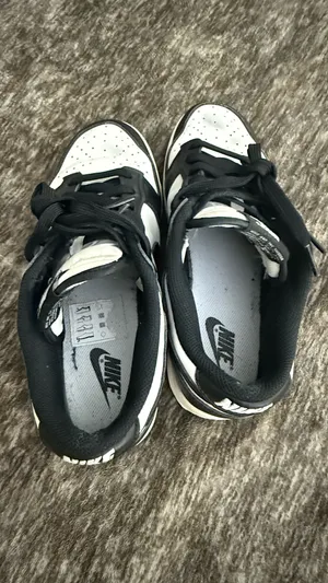 Nike Low Dunk Retro White Black Panda DD1391-100 Womens Size 8.5 - Men’s 7.5 thumbnail 4