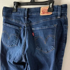 Levi Strauss & Co Classic Bootcut Jeans thumbnail 4