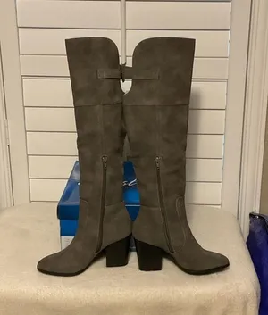 Easy Street Gray Heeled Boots thumbnail 1