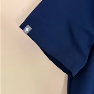 FIGS Navy Short Sleeve V-Neck Scrub Top thumbnail 4