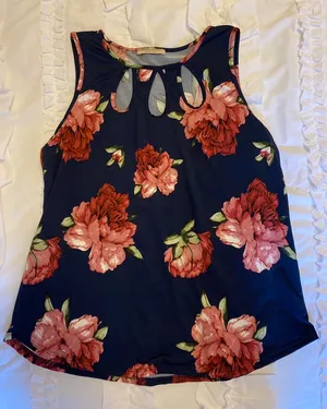 Tank Top thumbnail 3