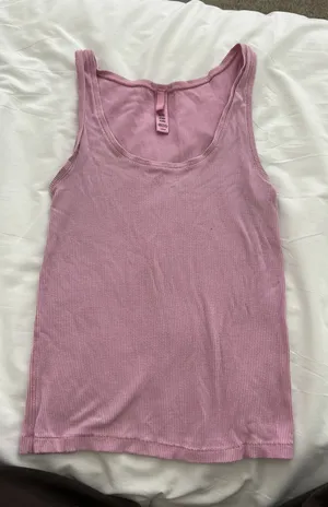 SKIMS Cotton Rib Tank Top thumbnail 1