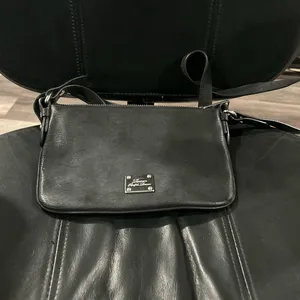Lauren Ralph Lauren has P thumbnail 3