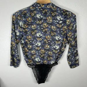Intimately Free People Blue Floral‎ Lace Plunging Wrap Elsa Bodysuit Size Small thumbnail 4