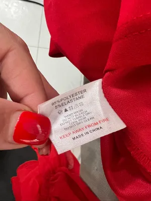 Pretty Little Thing Red Off-the-Shoulder Hook & Eye Mini Bodycon Dress Size 6 thumbnail 9